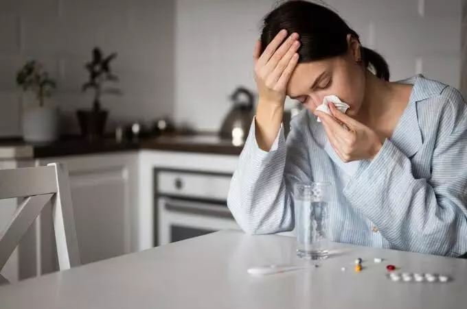 Early Symptoms of Typhoid: సాధారణ జ్వరం అని నిర్లక్ష్యం చేయకండి.. టైఫాయిడ్ ప్రారంభ లక్షణాలు ఇవే.. Early Symptoms of Typhoid: సాధారణ జ్వరం అని నిర్లక్ష్యం చేయకండి.. టైఫాయిడ్ ప్రారంభ లక్షణాలు ఇవే..