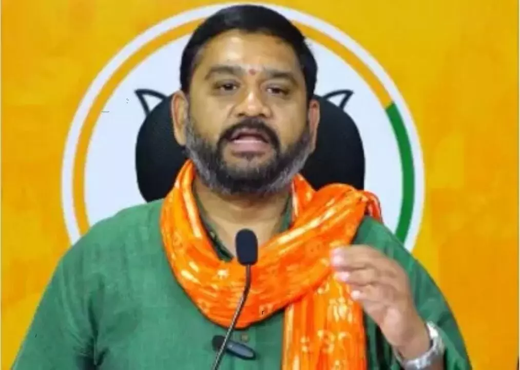 BJP MLA Palvai Harish Babu: సాంకేతిక విద్యపై సీఎం సమీక్ష చేయలేదు-భాజపా ఎమ్మెల్యే పాల్వాయి హరీశ్బాబు తీవ్ర విమర్శ BJP MLA Palvai Harish Babu: సాంకేతిక విద్యపై సీఎం సమీక్ష చేయలేదు-భాజపా ఎమ్మెల్యే పాల్వాయి హరీశ్బాబు తీవ్ర విమర్శ