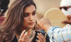 Bhagya Shri : లెనిన్ సక్సెస్.. భాగ్యశ్రీ నెక్స్ట్ ప్రాజెక్ట్ లు ఏంటి? Bhagya Shri : లెనిన్ సక్సెస్.. భాగ్యశ్రీ నెక్స్ట్ ప్రాజెక్ట్ లు ఏంటి?
