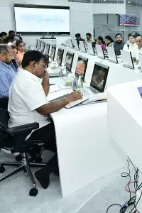 CM Chandrababu: నీటి సమస్యపై దృష్టి సారించాలి.. రవాణా శాఖలో అనవసర నిబంధనలు తొలగించాలి: సీఎం చంద్రబాబు CM Chandrababu: నీటి సమస్యపై దృష్టి సారించాలి.. రవాణా శాఖలో అనవసర నిబంధనలు తొలగించాలి: సీఎం చంద్రబాబు