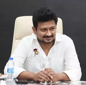Udhayanidhi Stalin: నటి త్రిషపై ద్వంద్వార్థ వ్యాఖ్యలు.. ఉదయనిధి స్టాలిన్ అరెస్ట్తో తమిళనాడులో రాజకీయ ఉద్రిక్తత Udhayanidhi Stalin: నటి త్రిషపై ద్వంద్వార్థ వ్యాఖ్యలు.. ఉదయనిధి స్టాలిన్ అరెస్ట్తో తమిళనాడులో రాజకీయ ఉద్రిక్తత