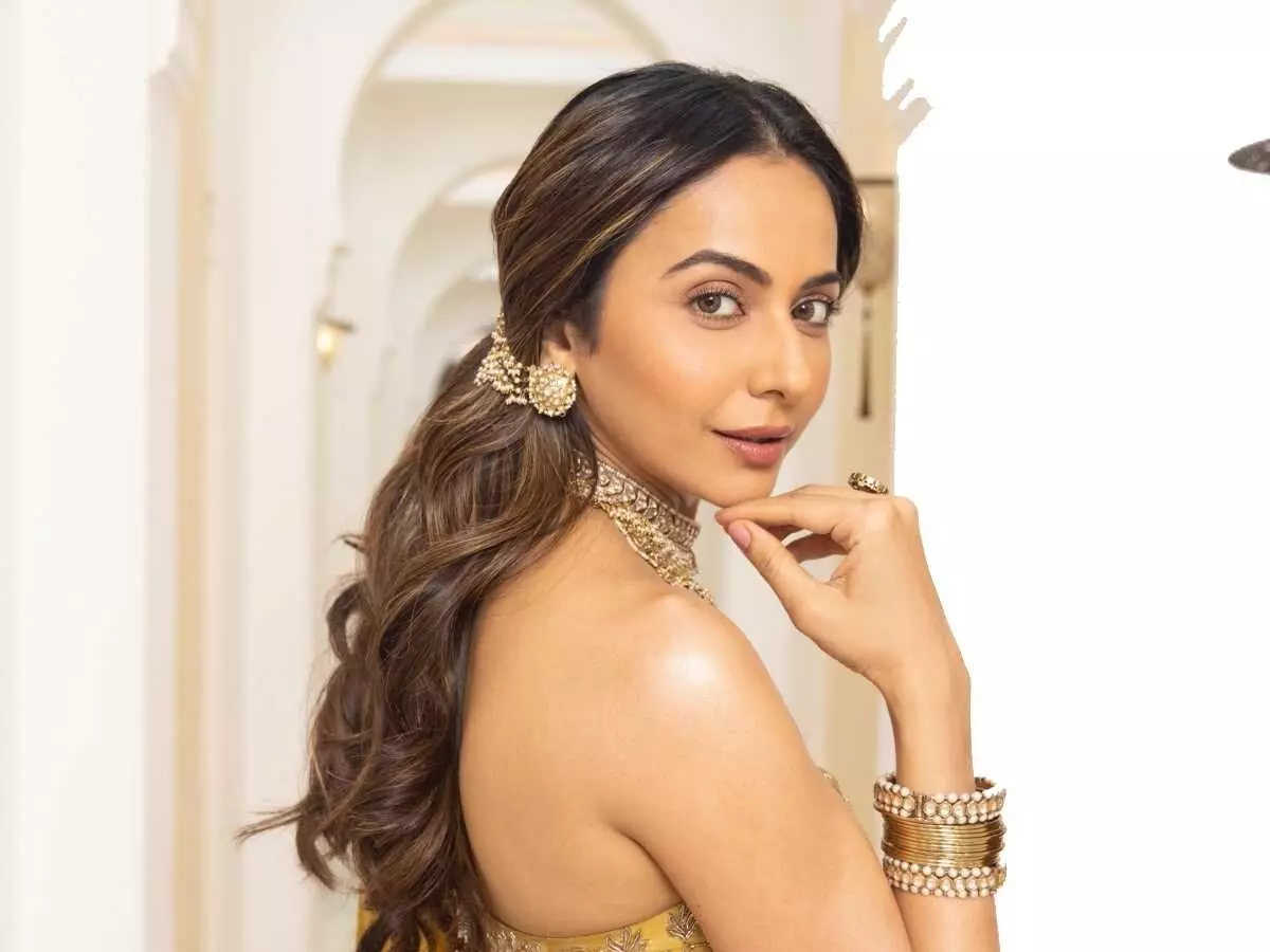 Rakul Preet Singh: ప్రేక్షకుల భావజాలాన్ని సవాలు చేసే పాత్రలే అత్యంత ఆసక్తికరం: రకుల్ ప్రీత్ సింగ్ స్పందన Rakul Preet Singh: ప్రేక్షకుల భావజాలాన్ని సవాలు చేసే పాత్రలే అత్యంత ఆసక్తికరం: రకుల్ ప్రీత్ సింగ్ స్పందన