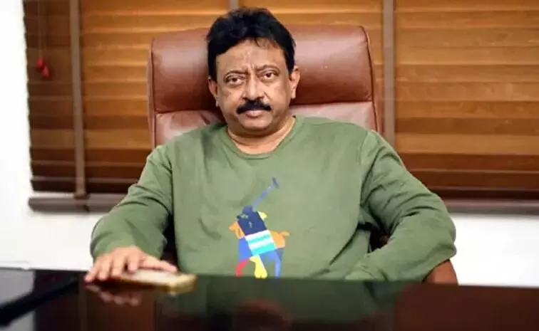 RGV: టాలీవుడ్లో ఉన్నవాళ్లు నిర్మాతలు కాదు.. కేవలం ఇన్వెస్టర్లు: ఆర్జీవీ RGV: టాలీవుడ్లో ఉన్నవాళ్లు నిర్మాతలు కాదు.. కేవలం ఇన్వెస్టర్లు: ఆర్జీవీ