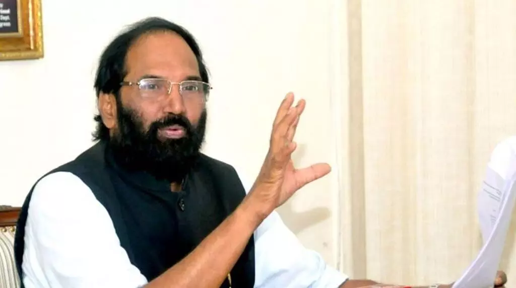 Uttam Kumar Reddy: తెలంగాణ సొమ్ము దోచుకుని ఇప్పుడు మొసలి కన్నీళ్లు.. భారాసపై ఉత్తమ్ ఘాటు విమర్శ Uttam Kumar Reddy: తెలంగాణ సొమ్ము దోచుకుని ఇప్పుడు మొసలి కన్నీళ్లు.. భారాసపై ఉత్తమ్ ఘాటు విమర్శ
