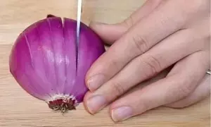 Onions Make You Cry: ఉల్లిపాయ కోస్తే కన్నీళ్లు ఎందుకు?