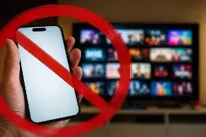 OTT Ban : అశ్లీల కంటెంట్పై కేంద్రం ఉక్కుపాదం.. రెండేళ్లలో 50 ఓటీటీ ప్లాట్ఫామ్లు బ్యాన్ OTT Ban : అశ్లీల కంటెంట్పై కేంద్రం ఉక్కుపాదం.. రెండేళ్లలో 50 ఓటీటీ ప్లాట్ఫామ్లు బ్యాన్