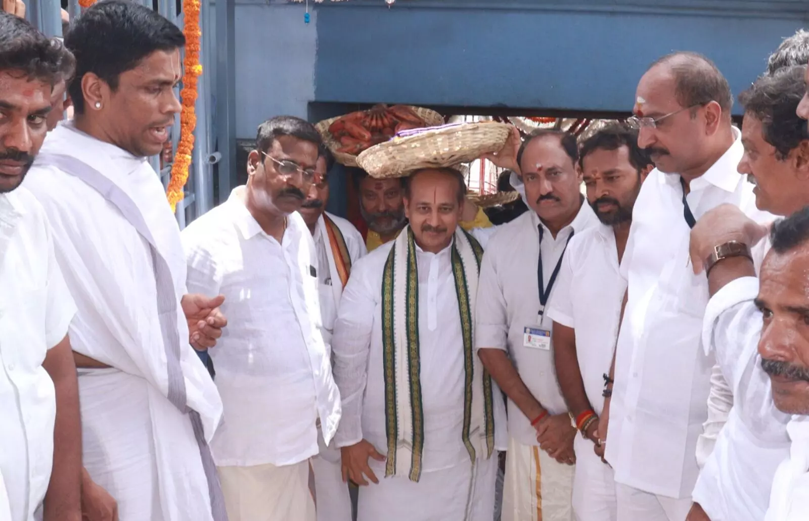 TTD: తిరుత్తణి శ్రీ సుబ్రహ్మణ్యస్వామివారికి టీటీడీ సారె TTD: తిరుత్తణి శ్రీ సుబ్రహ్మణ్యస్వామివారికి టీటీడీ సారె