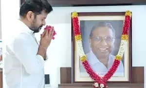 CM Revanth Reddy: ప్రొఫెసర్ జయశంకర్ ఆదర్శాలే తెలంగాణకు మార్గదర్శకం: సీఎం రేవంత్ రెడ్డి CM Revanth Reddy: ప్రొఫెసర్ జయశంకర్ ఆదర్శాలే తెలంగాణకు మార్గదర్శకం: సీఎం రేవంత్ రెడ్డి