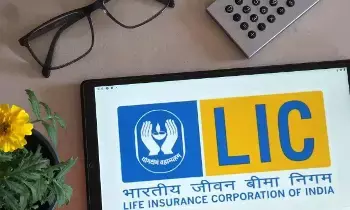 LIC : ఎల్‌ఐసీ రికార్డు స్థాయి లాభాలు.. క్యూ1లో ఏకంగా రూ.13,492 కోట్ల నెట్ ప్రాఫిట్