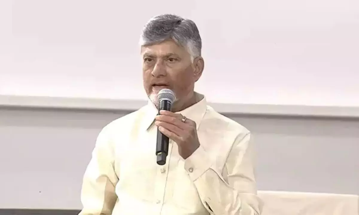 CM Chandrababu: గొడ్డలి పార్టీ కుట్రలు, అల్లర్ల నిరసనలను తిప్పికొట్టాలి: సీఎం చంద్రబాబు CM Chandrababu: గొడ్డలి పార్టీ కుట్రలు, అల్లర్ల నిరసనలను తిప్పికొట్టాలి: సీఎం చంద్రబాబు