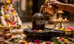 Rudrabhishekam: ఈ శ్రావణ మాసంలో ఏ రోజు రుద్రాభిషేకం చేయాలి?