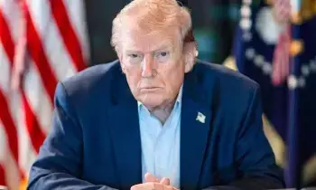 Donald Trump: భారత్ సహా 5 దేశాలపై 100% టారిఫ్ హెచ్చరిక.. అమెరికా సీనెట్లో కీలక బిల్లు ఆమోదం Donald Trump: భారత్ సహా 5 దేశాలపై 100% టారిఫ్ హెచ్చరిక.. అమెరికా సీనెట్లో కీలక బిల్లు ఆమోదం