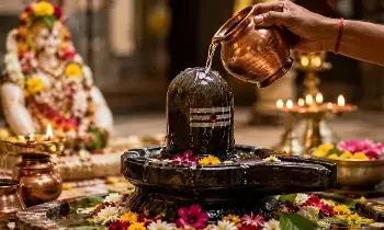 Rudrabhishekam: ఈ శ్రావణ మాసంలో ఏ రోజు రుద్రాభిషేకం చేయాలి?