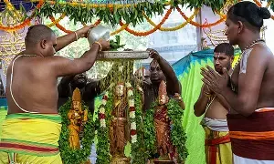 Sri Kodandarama Temple: శ్రీ కోదండరామాలయంలో వైభవంగా పవిత్ర సమర్పణ Sri Kodandarama Temple: శ్రీ కోదండరామాలయంలో వైభవంగా పవిత్ర సమర్పణ