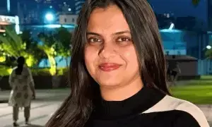Priyanka: ప్రియాంక మృతదేహానికి పోస్టుమార్టం పూర్తి.. కుటుంబానికి అప్పగింత Priyanka: ప్రియాంక మృతదేహానికి పోస్టుమార్టం పూర్తి.. కుటుంబానికి అప్పగింత