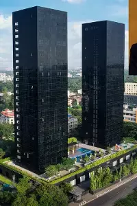 Trump Towers: కోకాపేటలో ట్రంప్ టవర్స్ నిర్మాణం.. 65 అంతస్తులు, 450 లగ్జరీ ఫ్లాట్లు Trump Towers: కోకాపేటలో ట్రంప్ టవర్స్ నిర్మాణం.. 65 అంతస్తులు, 450 లగ్జరీ ఫ్లాట్లు
