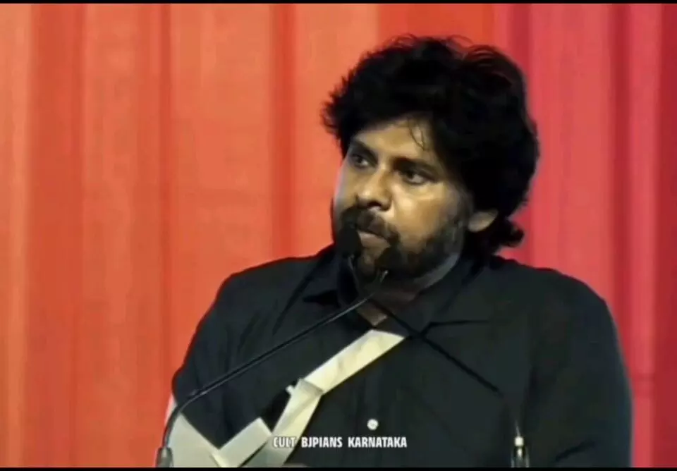 Pawan Kalyan: పవన్ కల్యాణ్ ఆదేశం: హస్తకళాకారులకు తక్కువ ధరకే నాణ్యమైన కలప సరఫరా Pawan Kalyan: పవన్ కల్యాణ్ ఆదేశం: హస్తకళాకారులకు తక్కువ ధరకే నాణ్యమైన కలప సరఫరా