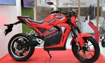 Hero MotoCorp: ఎలక్ట్రిక్ బైక్ మార్కెట్లో హీరో సంచలనం.. 2027లో తొలి ఈ-బైక్ లాంచ్ Hero MotoCorp: ఎలక్ట్రిక్ బైక్ మార్కెట్లో హీరో సంచలనం.. 2027లో తొలి ఈ-బైక్ లాంచ్