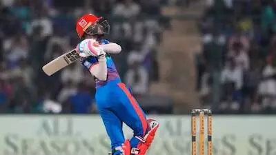 IPL Cricketer Abhishek Porel: వివాదంలో ఐపీఎల్ క్రికెటర్ అభిషేక్ పోరెల్.. మూడు రోజుల పోలీస్ కస్టడీకి తరలింపు! IPL Cricketer Abhishek Porel: వివాదంలో ఐపీఎల్ క్రికెటర్ అభిషేక్ పోరెల్.. మూడు రోజుల పోలీస్ కస్టడీకి తరలింపు!