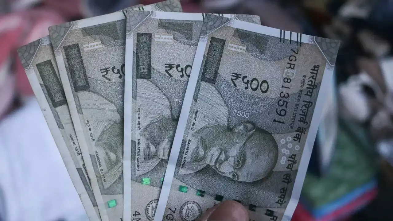 Trade Deficit: 30.4 బిలియన్ డాలర్లు దాటిన వాణిజ్య లోటు.. అయినా కేంద్రం ఎందుకు భయపడడం లేదు ? Trade Deficit: 30.4 బిలియన్ డాలర్లు దాటిన వాణిజ్య లోటు.. అయినా కేంద్రం ఎందుకు భయపడడం లేదు ?