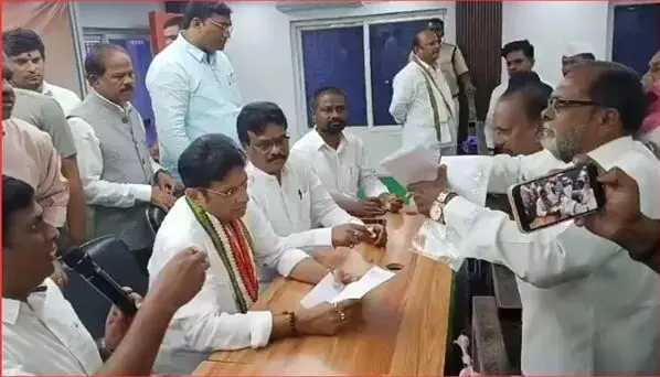 Minister Sridhar Babu: తెలంగాణ నీటి హక్కులపై రాజీ లేదు: మంత్రి దుద్దిళ్ల శ్రీధర్బాబు Minister Sridhar Babu: తెలంగాణ నీటి హక్కులపై రాజీ లేదు: మంత్రి దుద్దిళ్ల శ్రీధర్బాబు
