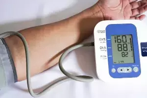 Control High Blood Pressure: హై బిపికి చెక్ పెట్టే అద్భుతమైన కూరగాయలు.. Control High Blood Pressure: హై బిపికి చెక్ పెట్టే అద్భుతమైన కూరగాయలు..