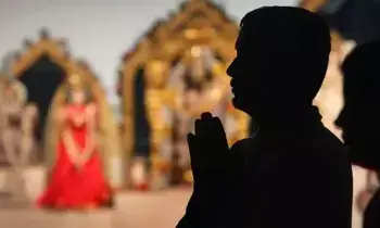 Getting Unwanted Thoughts During Prayer: పూజ చేసేటప్పుడు అనవసర ఆలోచనలు వస్తున్నాయా? ఈ చిన్న మార్పులతో మనశ్శాంతి పొందండి..