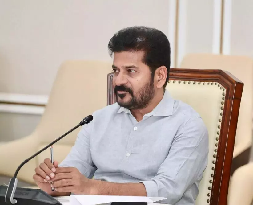 CM Revanth Reddy: సీఎం రేవంత్రెడ్డి అధ్యక్షతన తెలంగాణ కేబినెట్ భేటీ.. గ్లోబల్ సమ్మిట్తోపాటు కీలక నిర్ణయాలు CM Revanth Reddy: సీఎం రేవంత్రెడ్డి అధ్యక్షతన తెలంగాణ కేబినెట్ భేటీ.. గ్లోబల్ సమ్మిట్తోపాటు కీలక నిర్ణయాలు