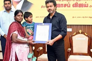 Karur Stampede Victims: కరూర్ తొక్కిసలాట బాధితులకు ఉద్యోగాలు… మద్రాసు హైకోర్టు ఉత్తర్వులపై సుప్రీం స్టే