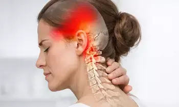 Suffering from Neck Pain and Headaches: మెడ వెనుక, తలనొప్పితో బాధపడుతున్నారా? నిర్లక్ష్యం చేస్తే సైలెంట్ కిల్లర్ ముప్పు..