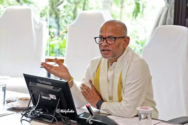 Beware of Fake Websites and Fraudulent WhatsApp Messages: నకిలీ వెబ్సైట్లు, వాట్సాప్ సందేశాల పట్ల భక్తులు అప్రమత్తంగా ఉండాలి Beware of Fake Websites and Fraudulent WhatsApp Messages: నకిలీ వెబ్సైట్లు, వాట్సాప్ సందేశాల పట్ల భక్తులు అప్రమత్తంగా ఉండాలి