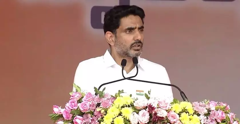 Nara Lokesh: పక్క రాష్ట్రాలు మన వైపే చూసేలా అభివృద్ధి సాధిద్దాం.. కసితో పనిచేద్దాం: నారా లోకేశ్ Nara Lokesh: పక్క రాష్ట్రాలు మన వైపే చూసేలా అభివృద్ధి సాధిద్దాం.. కసితో పనిచేద్దాం: నారా లోకేశ్