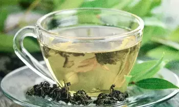 Green Tea: గ్రీన్ టీ లివర్‌కు నిజంగా మంచిదేనా? అతిగా తాగితే ప్రమాదమా? నిపుణులు ఏం చెబుతున్నారు