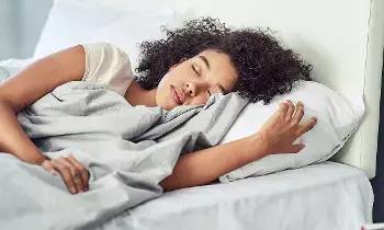 Feeling Sleepy Right After Eating: భోజనం చేయగానే నిద్ర ముంచుకొస్తోందా? దీని వెనుక ఉన్న అసలు కారణాలు, నివారణ మార్గాలివే