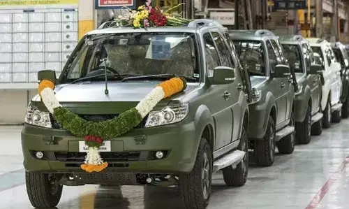 Indian Army: సాధారణ వాహనాలకు, మిలటరీ ఎస్యూవీలకు ఉన్న తేడాలివే Indian Army: సాధారణ వాహనాలకు, మిలటరీ ఎస్యూవీలకు ఉన్న తేడాలివే