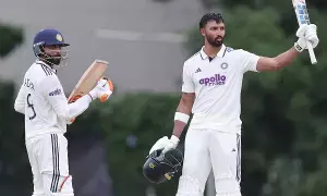 First Test: శ్రీలంకతో తొలి టెస్టు.. 460 పరుగుల భారీ స్కోరుతో టీమిండియా First Test: శ్రీలంకతో తొలి టెస్టు.. 460 పరుగుల భారీ స్కోరుతో టీమిండియా