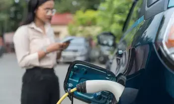 EV CNG Vehicles: వాహనదారులకు మైండ్ బ్లాకింగ్ న్యూస్.. ఈవీ, సీఎన్జీ బండ్ల జీవితకాలం 5 ఏళ్లు పెంపు