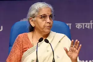 Nirmala Sitharaman: యూత్‎ను ఆకట్టుకునేలా సర్కారీ బ్యాంకులు.. అక్టోబర్ 2 నుంచి ప్రత్యేక డ్రైవ్