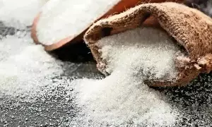  Sugar Import: 10 ఏళ్ల తర్వాత భారత్‌లోకి విదేశీ చెక్కెర.. రేట్లు తగ్గించేందుకు కేంద్రం బిగ్ ప్లాన్