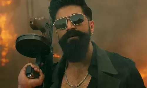 ‘Toxic’: టాక్సిక్ సెన్సార్ కంప్లీట్.. ఒక్క కట్ లేకుండా A సర్టిఫికెట్.. రన్టైమ్ ఎంతంటే? ‘Toxic’: టాక్సిక్ సెన్సార్ కంప్లీట్.. ఒక్క కట్ లేకుండా A సర్టిఫికెట్.. రన్టైమ్ ఎంతంటే?