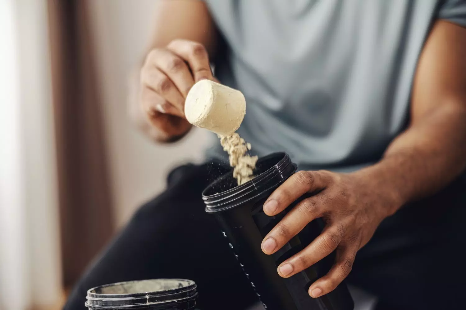 Warning for Fitness Enthusiasts: ఫిట్నెస్ ప్రియులకు హెచ్చరిక.. అధిక ప్రోటీన్ షేక్లు తాగుతున్నారా? ఈ సమస్యలు తప్పవు Warning for Fitness Enthusiasts: ఫిట్నెస్ ప్రియులకు హెచ్చరిక.. అధిక ప్రోటీన్ షేక్లు తాగుతున్నారా? ఈ సమస్యలు తప్పవు