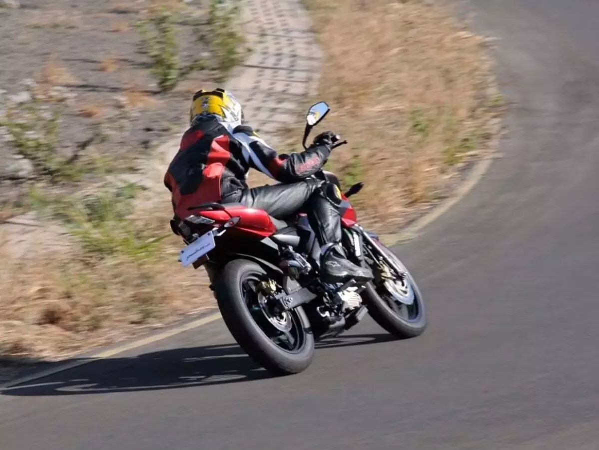 Bajaj: టూవీలర్ లవర్స్కు బంపర్ న్యూస్.. దీపావళికి మార్కెట్లోకి బజాజ్ మొదటి అడ్వెంచర్ బైక్ Bajaj: టూవీలర్ లవర్స్కు బంపర్ న్యూస్.. దీపావళికి మార్కెట్లోకి బజాజ్ మొదటి అడ్వెంచర్ బైక్
