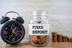 Fixed Deposit: సీనియర్ సిటిజన్లకు గోల్డెన్ ఛాన్స్.. ఎఫ్‌డీలపై భారీ వడ్డీ ఇస్తున్న బ్యాంకులు ఇవే