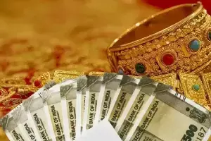 Gold Loan:గోల్డ్ లోన్ వ్యాపారంలోకి బడా కార్పొరేట్ దిగ్గజాలు.. టాటా, బిర్లా, గోద్రేజ్ అసలు సీక్రెట్ ఇదే Gold Loan:గోల్డ్ లోన్ వ్యాపారంలోకి బడా కార్పొరేట్ దిగ్గజాలు.. టాటా, బిర్లా, గోద్రేజ్ అసలు సీక్రెట్ ఇదే