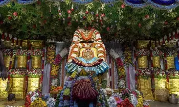 Sri Padmavathi Ammavari Temple: శ్రీ పద్మావతి అమ్మవారి ఆలయంలో వైభవంగా వరలక్ష్మీ వ్రతం Sri Padmavathi Ammavari Temple: శ్రీ పద్మావతి అమ్మవారి ఆలయంలో వైభవంగా వరలక్ష్మీ వ్రతం