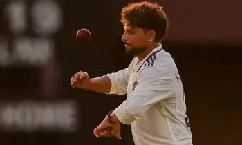 India vs Sri Lanka 2nd Test:  శ్రీలంకతో రెండో టెస్టు.. కుల్దీప్ ఫామ్‌పై స్పందించిన భారత స్పిన్ కోచ్!