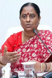 Konda Surekha: కొండా సురేఖపై చర్యలకు రంగం సిద్ధం.. అధిష్ఠానానికి నివేదిక సమర్పణ Konda Surekha: కొండా సురేఖపై చర్యలకు రంగం సిద్ధం.. అధిష్ఠానానికి నివేదిక సమర్పణ