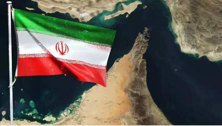 Iran: ఆర్థిక యుద్ధం కొనసాగితే చమురు ఎగుమతులు పూర్తిగా నిలిపేస్తాం: అమెరికాకు ఇరాన్ కఠిన హెచ్చరిక Iran: ఆర్థిక యుద్ధం కొనసాగితే చమురు ఎగుమతులు పూర్తిగా నిలిపేస్తాం: అమెరికాకు ఇరాన్ కఠిన హెచ్చరిక