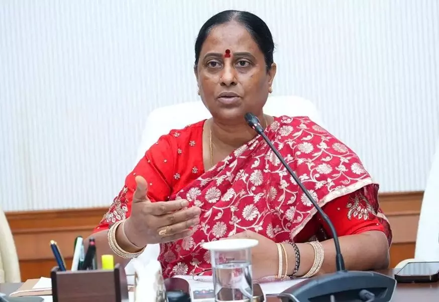 Konda Surekha: కొండా సురేఖపై చర్యలకు రంగం సిద్ధం.. అధిష్ఠానానికి నివేదిక సమర్పణ Konda Surekha: కొండా సురేఖపై చర్యలకు రంగం సిద్ధం.. అధిష్ఠానానికి నివేదిక సమర్పణ