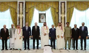 Iran: మక్కా రక్షణ ఒప్పందంలోకి ఇరాన్కు ఆహ్వానం.. పశ్చిమాసియాలో కీలక మార్పులు Iran: మక్కా రక్షణ ఒప్పందంలోకి ఇరాన్కు ఆహ్వానం.. పశ్చిమాసియాలో కీలక మార్పులు